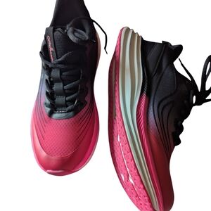 Women's Gradient Pink and Black Athletic Shoes